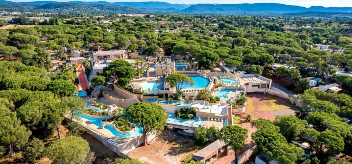 Mobil Detente 8 Personnes Campsite Le Muy