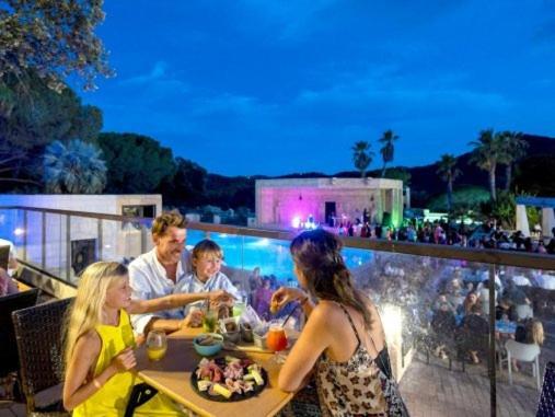 Campsite Mobil Detente 8 Personnes